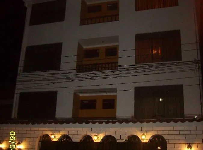 Hostal Holiday Cusco Guest house *